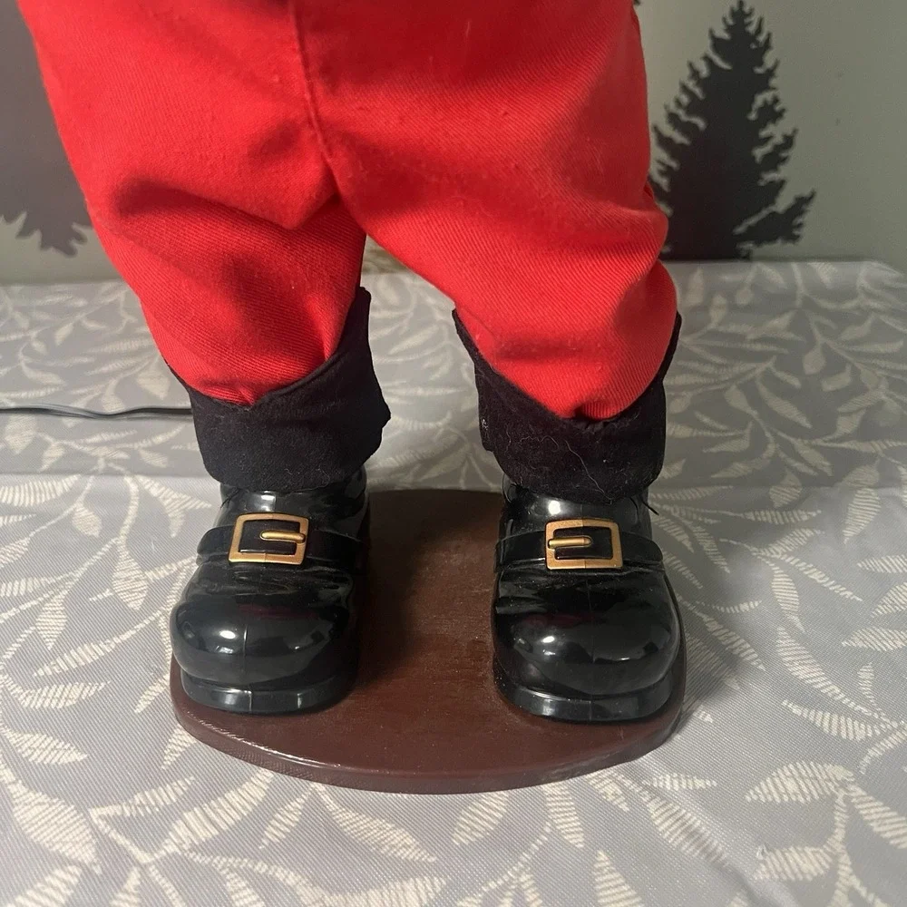 VTG Holly Jolly Rock Santa Singing Hip-Swingin' Santa Cowboy 1999 Alan Jackson‎